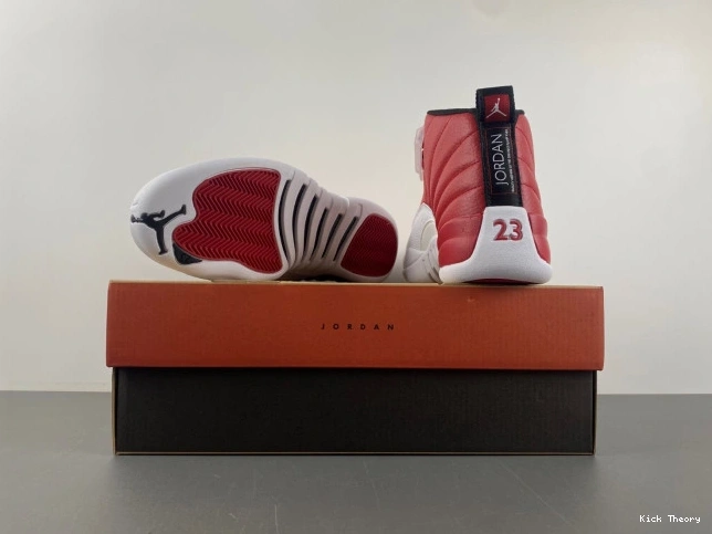 Kick Theory Alternate Air 130690-600 12 Jordan 0809